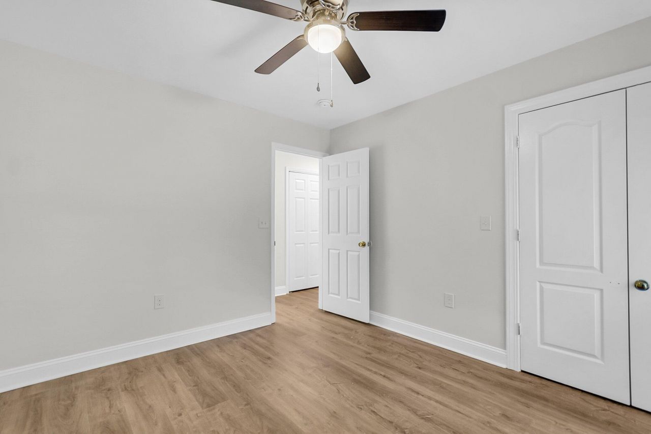 738 Spark Street Photo 18