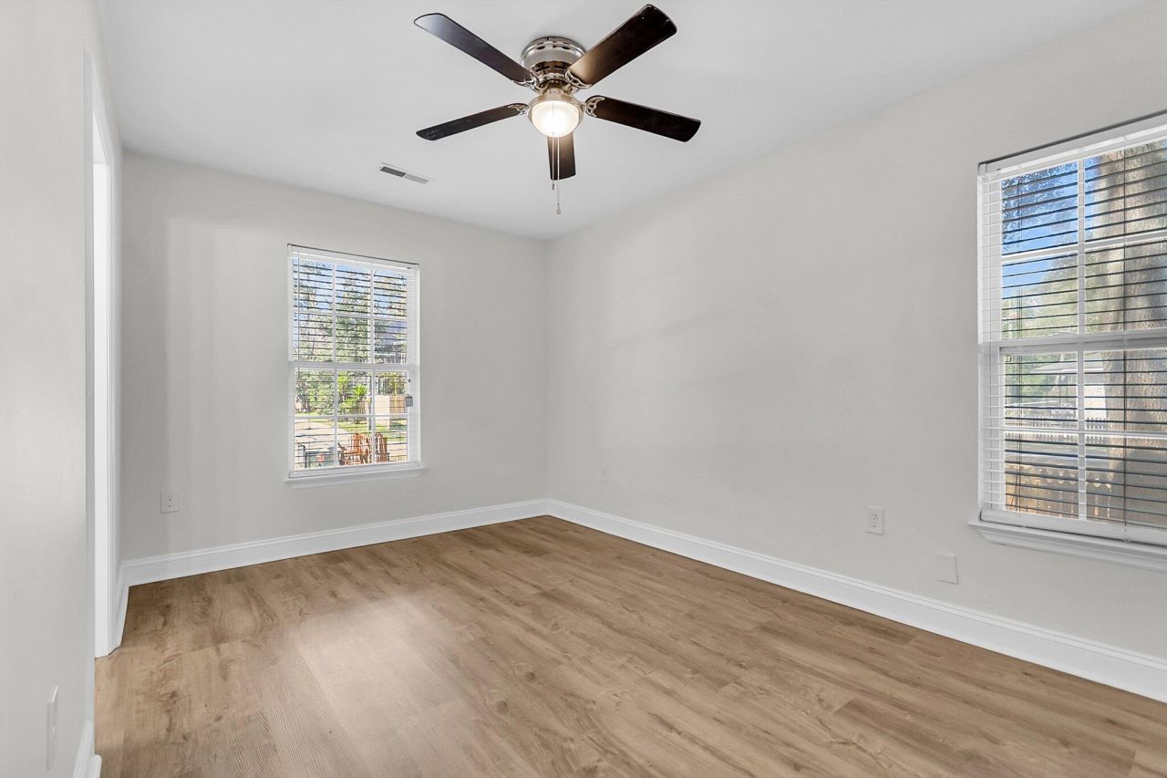 738 Spark Street Photo 24