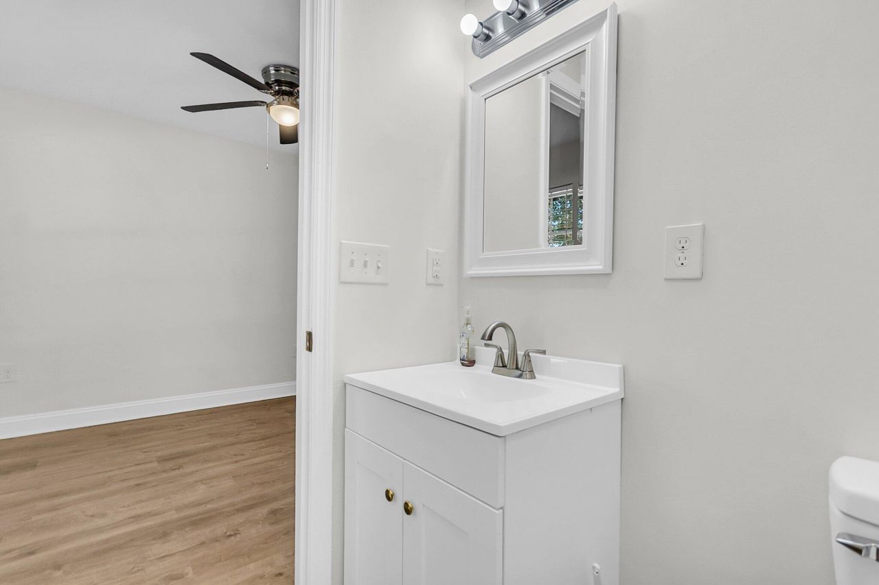 738 Spark Street Photo 25