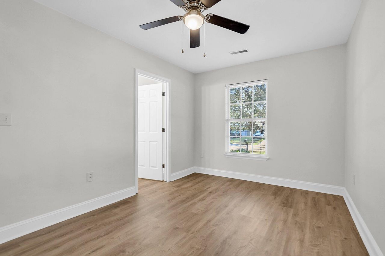 738 Spark Street Photo 27