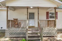 738 Spark Street photo 4