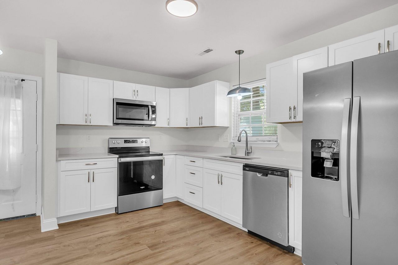 738 Spark Street Photo 7