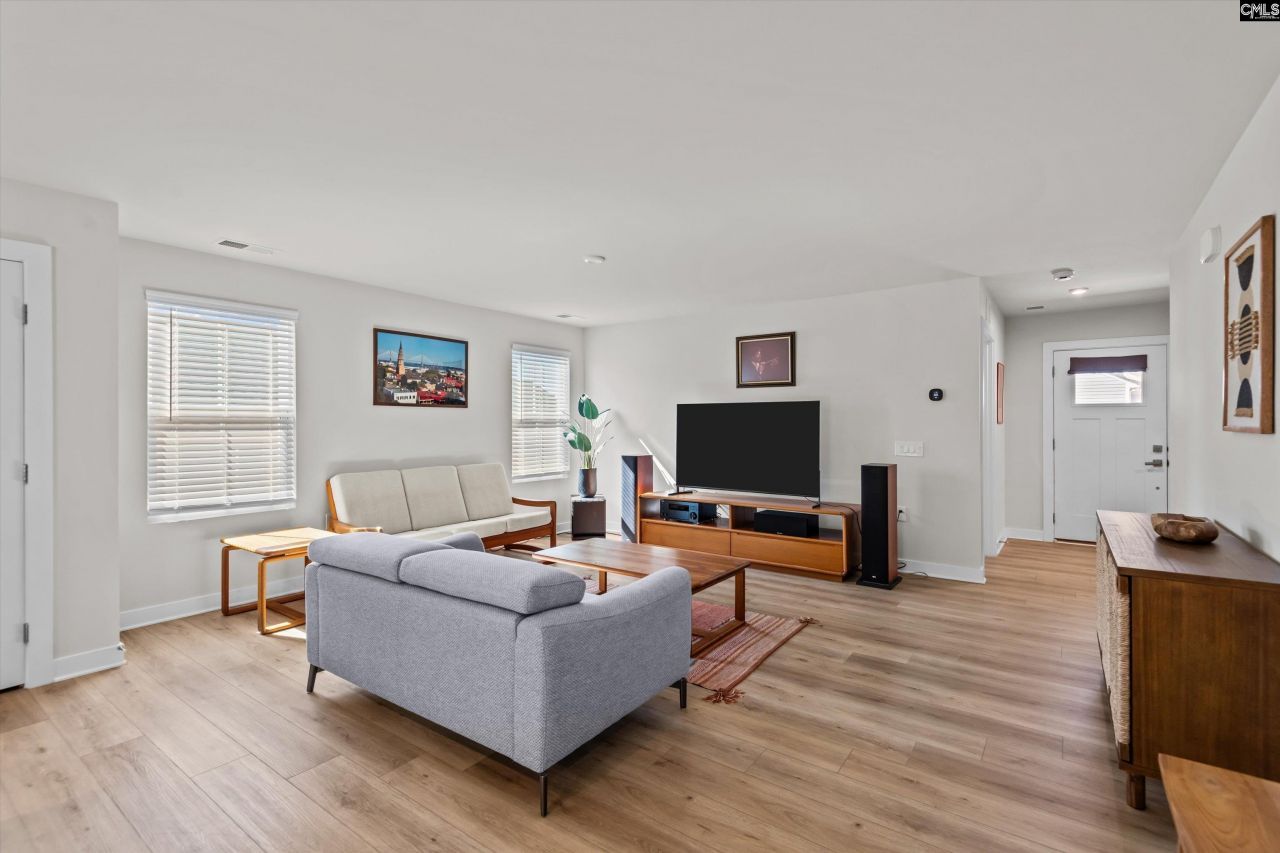 264 Feather Reed Lane Photo 5