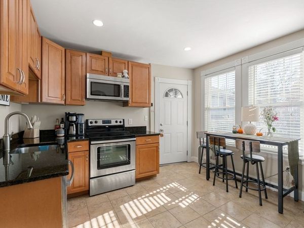 76 Taft Ave, Unit 1, Newton, MA 02465