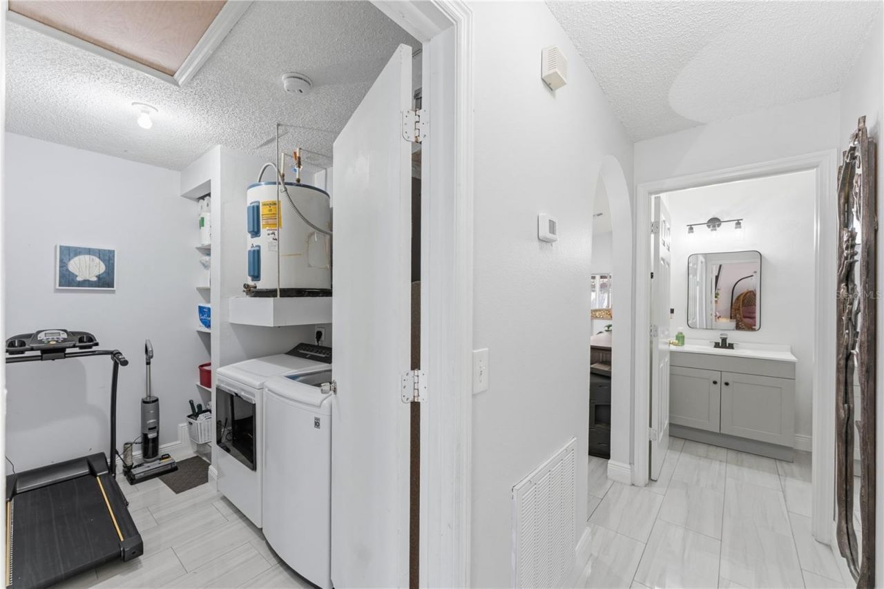 2405 Weymouth Court , Kissimmee, FL 34743 Photo