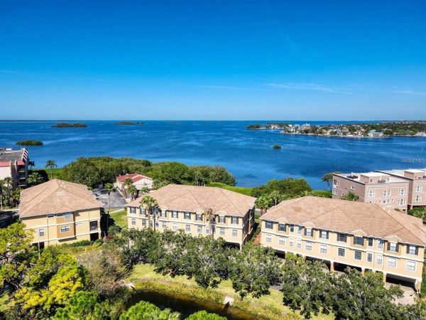 592 BELLA LOOP , DUNEDIN, FL 34698