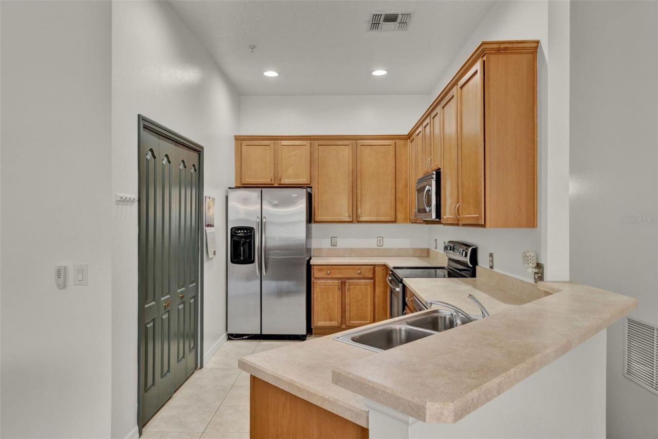 529 Climbing Ivy Court , Unit C, Apopka, FL 32712 Photo