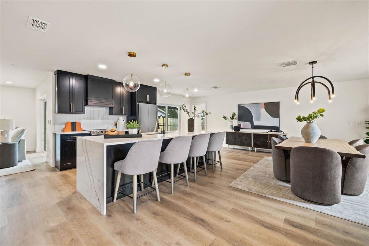 11876 Marla Lane , Seminole, FL 33772 Photo