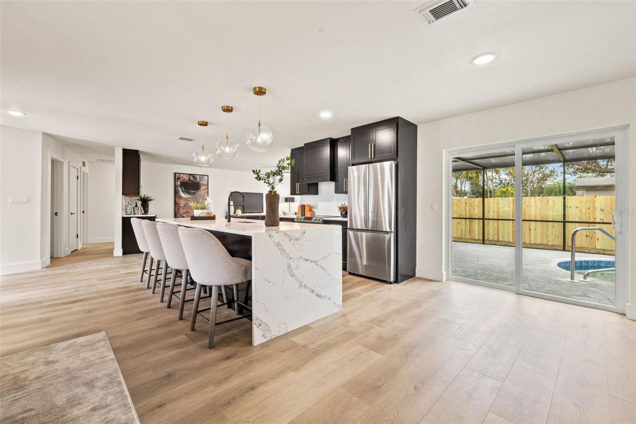 11876 Marla Lane , Seminole, FL 33772 Photo