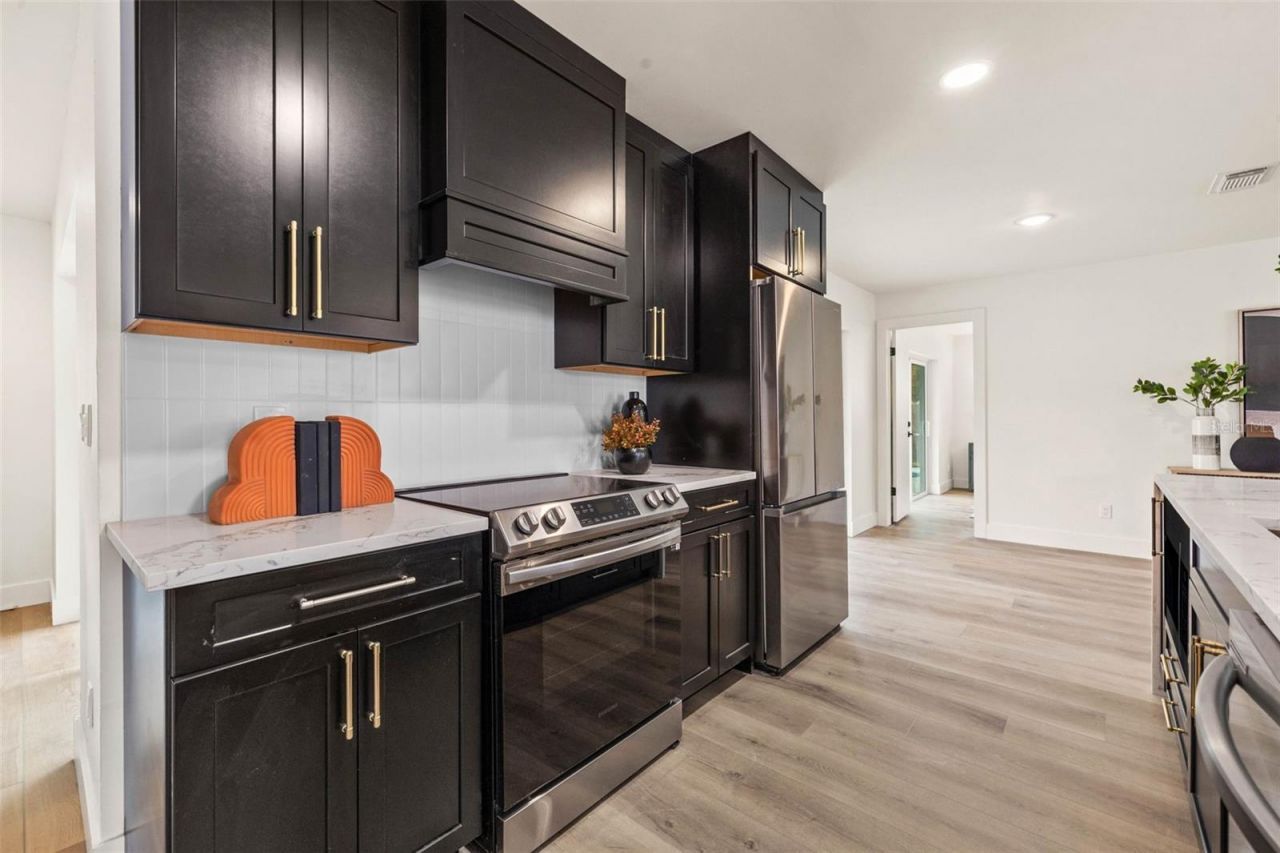 11876 Marla Lane , Seminole, FL 33772 Photo