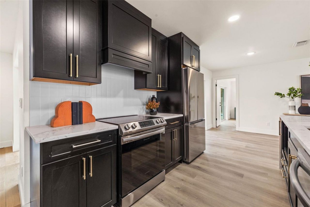 11876 Marla Lane , Seminole, FL 33772 Photo