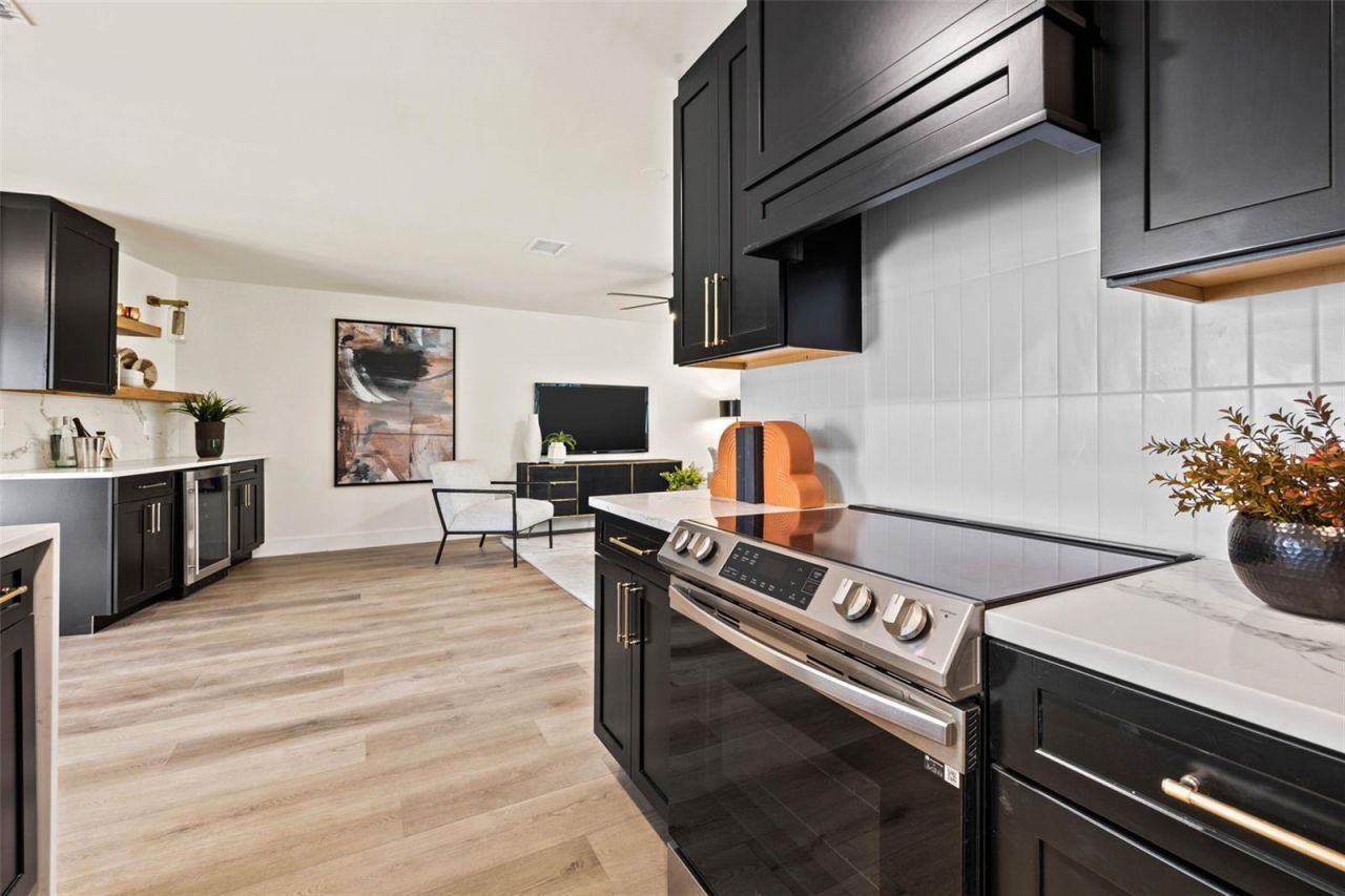 11876 Marla Lane , Seminole, FL 33772 Photo