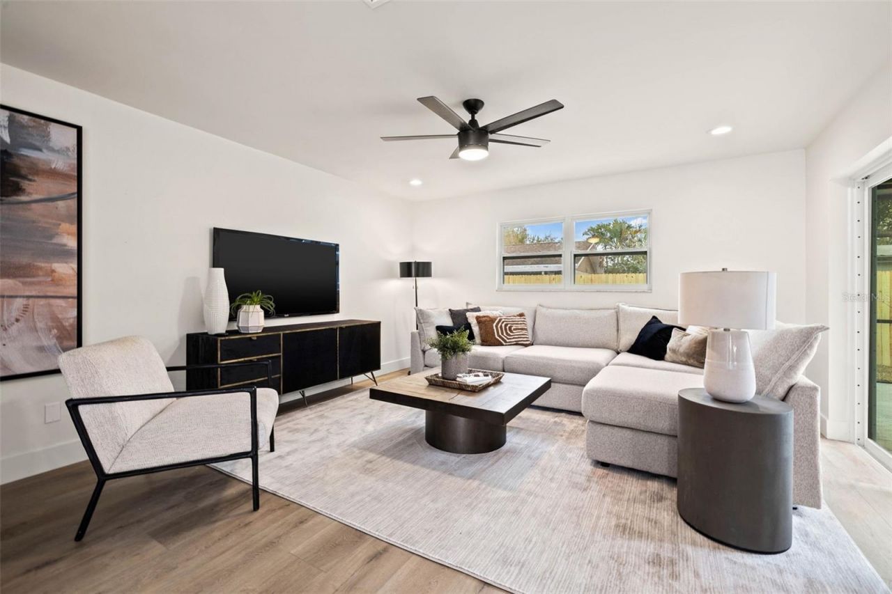 11876 Marla Lane , Seminole, FL 33772 Photo