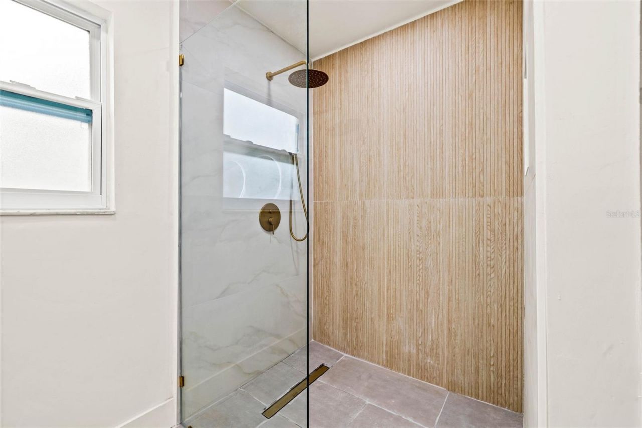 11876 Marla Lane , Seminole, FL 33772 Photo