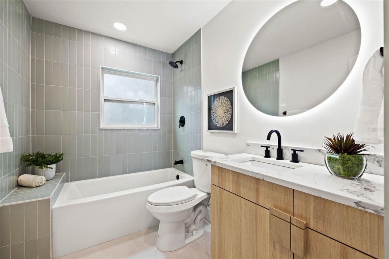 11876 Marla Lane , Seminole, FL 33772 Photo