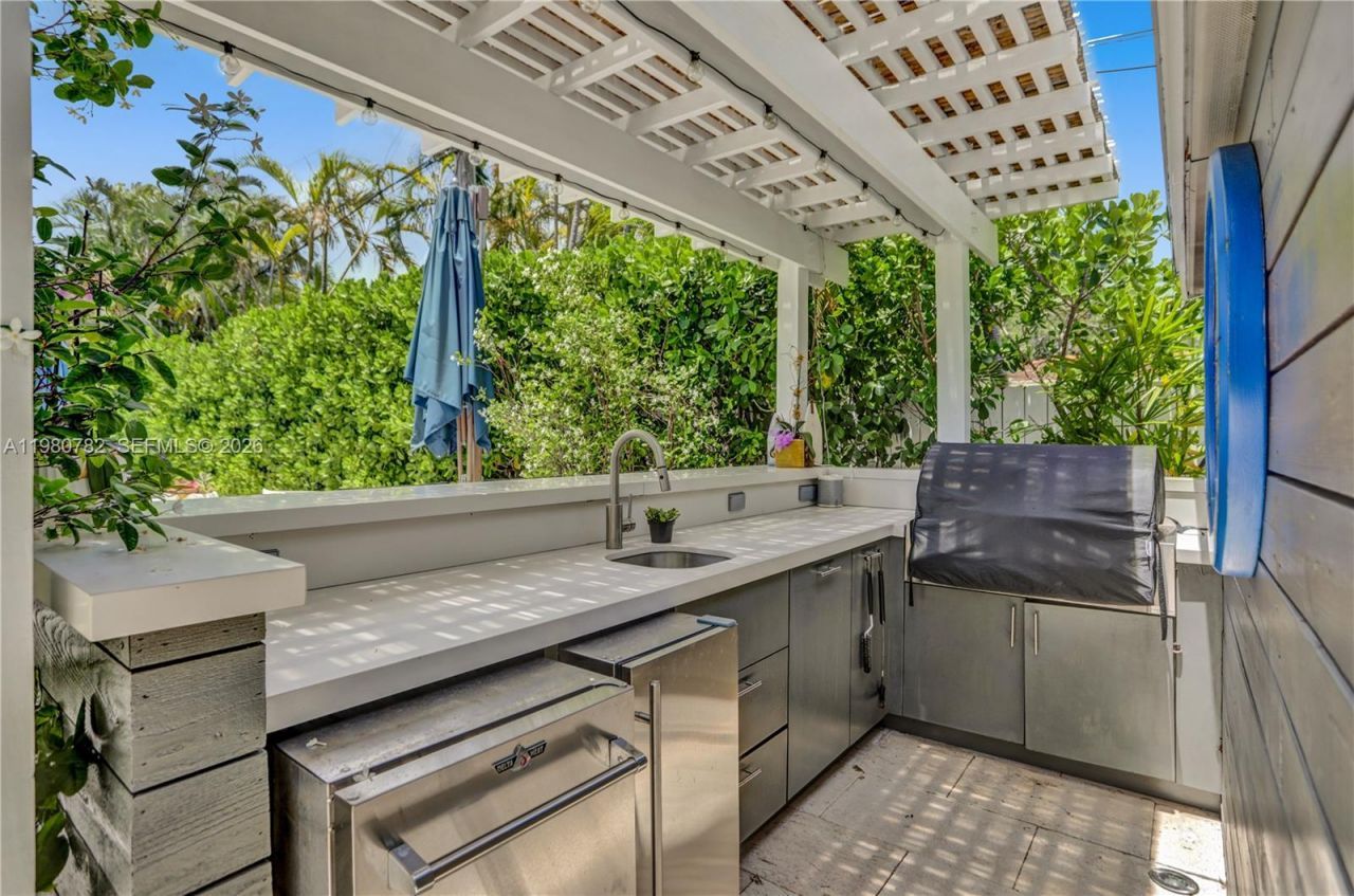 462 Glenridge Rd, Key Biscayne, FL 33149 Photo