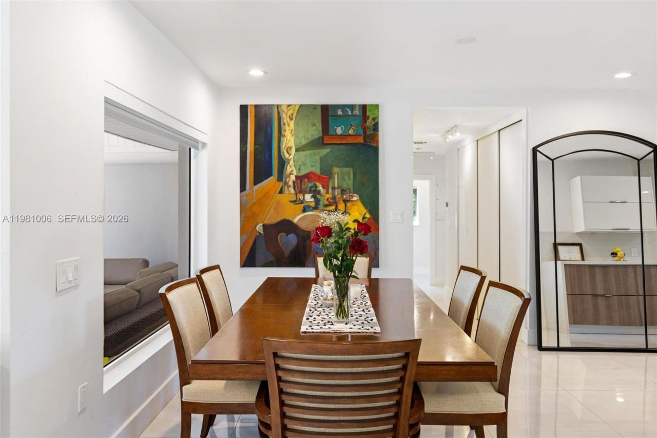 1014 Jefferson St , Hollywood, FL 33019 Photo