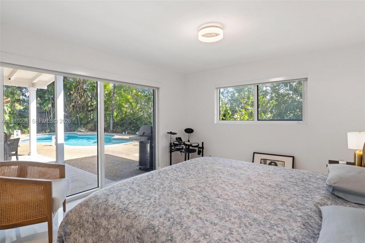 1014 Jefferson St , Hollywood, FL 33019 Photo