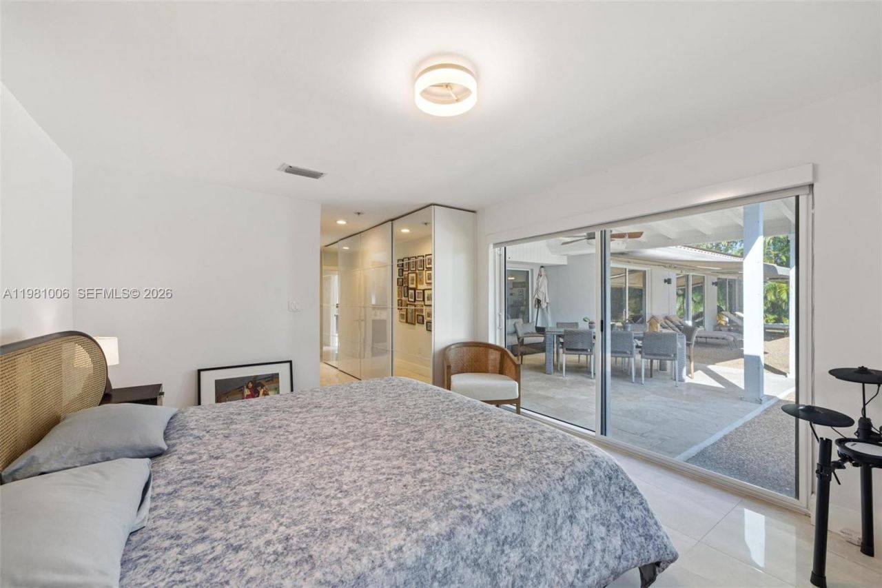 1014 Jefferson St , Hollywood, FL 33019 Photo