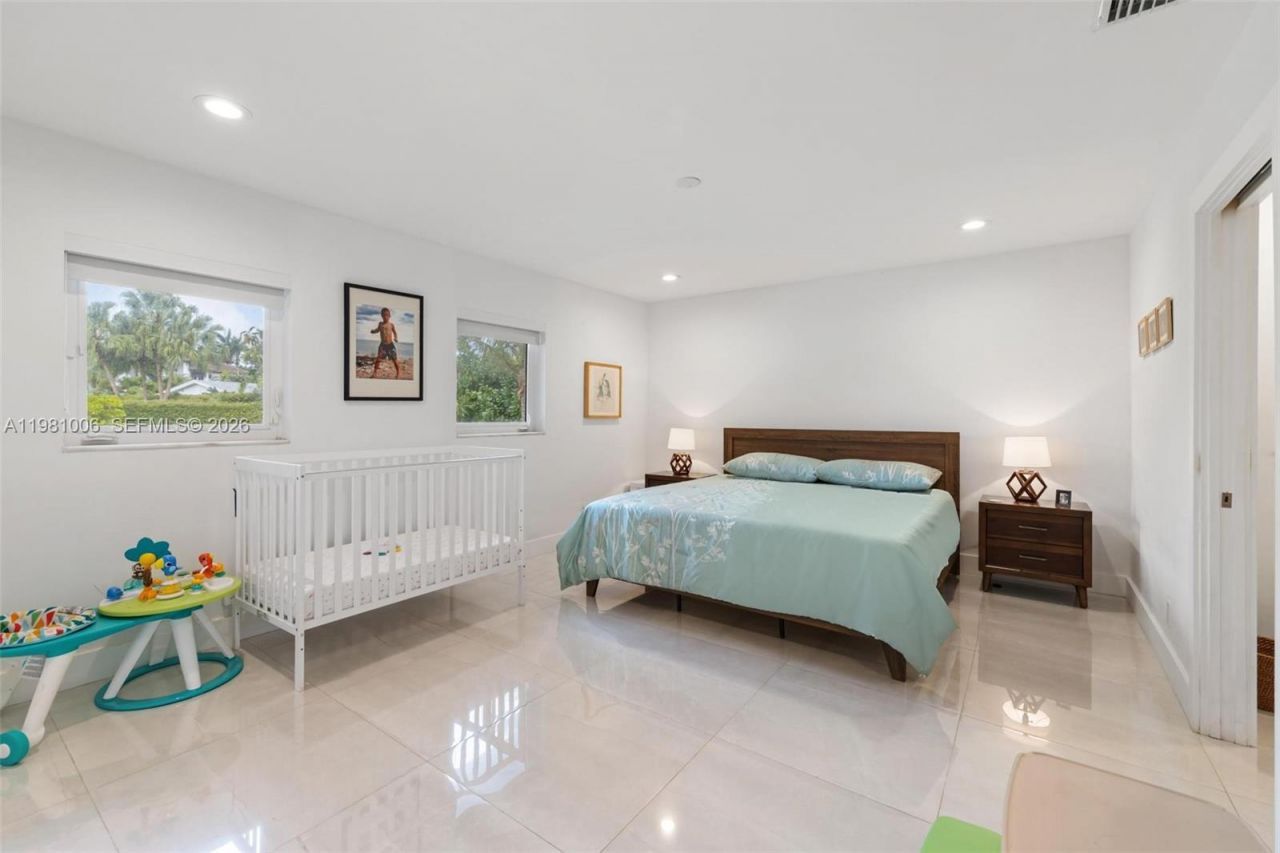 1014 Jefferson St , Hollywood, FL 33019 Photo