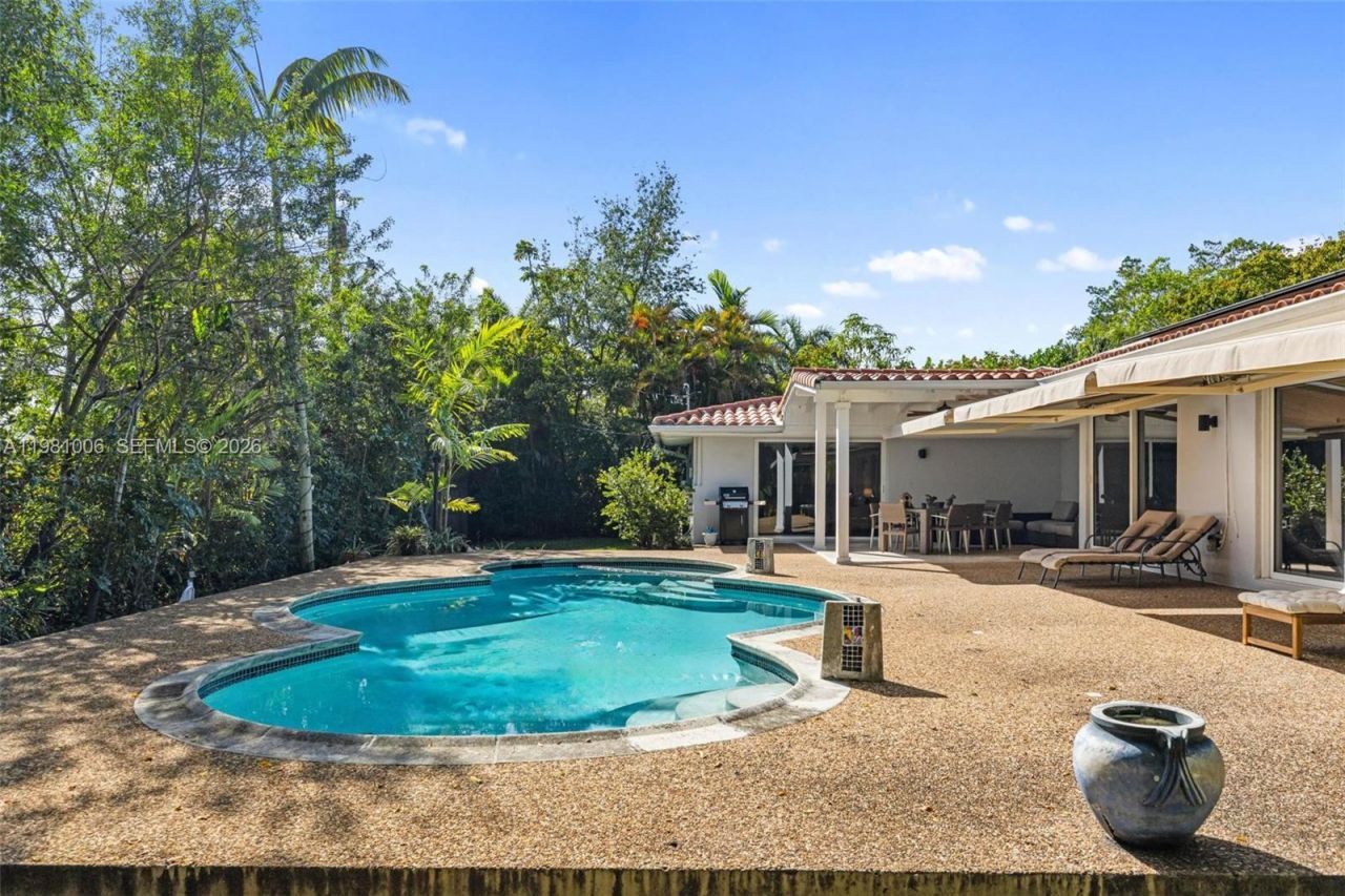 1014 Jefferson St , Hollywood, FL 33019 Photo