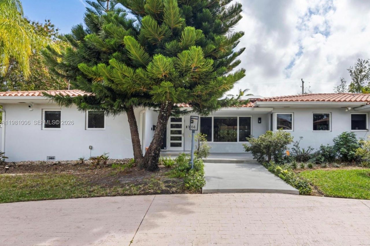 1014 Jefferson St , Hollywood, FL 33019 Photo