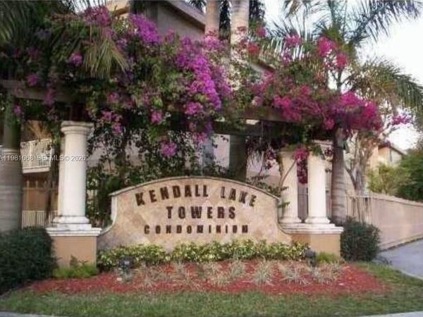 15231 SW 80th St, Unit 615, Miami, FL 33193