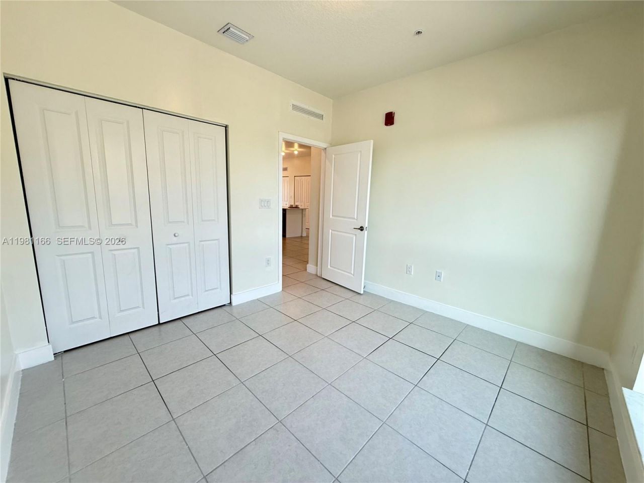 8001 NW 41st St, Unit F-202, Doral, FL 33166 Photo