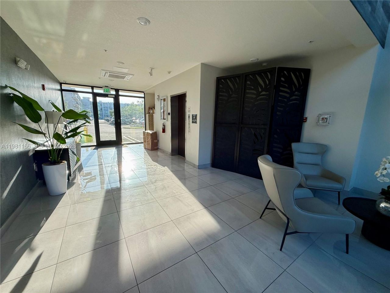 8001 NW 41st St, Unit F-202, Doral, FL 33166 Photo