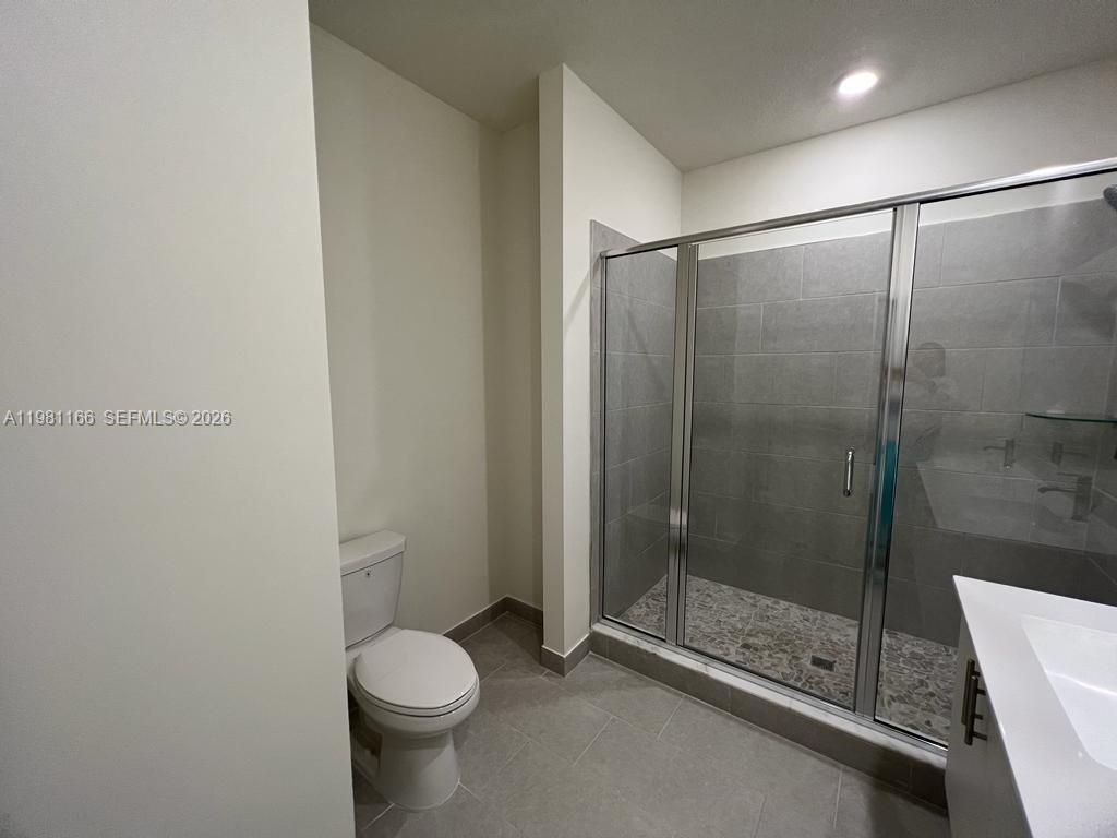 8001 NW 41st St, Unit F-202, Doral, FL 33166 Photo