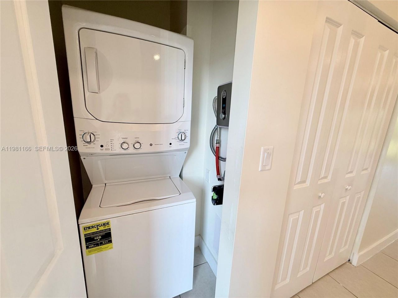 8001 NW 41st St, Unit F-202, Doral, FL 33166 Photo