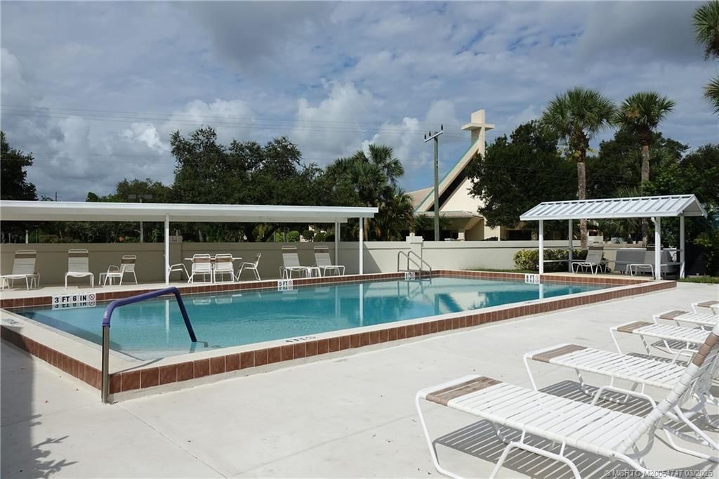 3051 SE Aster Lane, Unit 404, Stuart, FL 34994 Photo