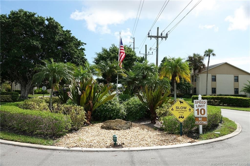 3051 SE Aster Lane, Unit 404, Stuart, FL 34994 Photo