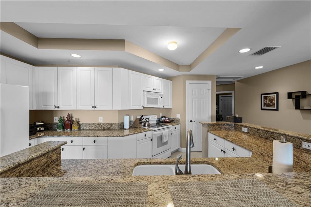 2745 1st St , Unit 604, Fort Myers, FL 33916 Photo