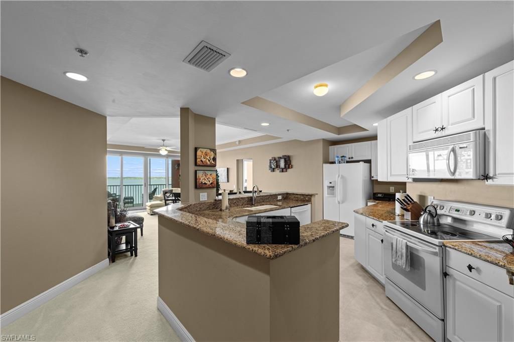 2745 1st St , Unit 604, Fort Myers, FL 33916 Photo