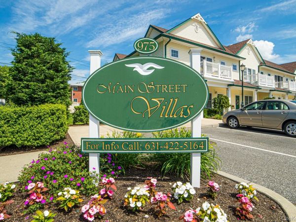 975 Main Street , Unit 13, Farmingdale, NY 11735