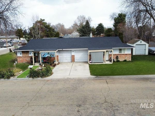 2903 2905 S Ohio Ave, Caldwell, ID 83605