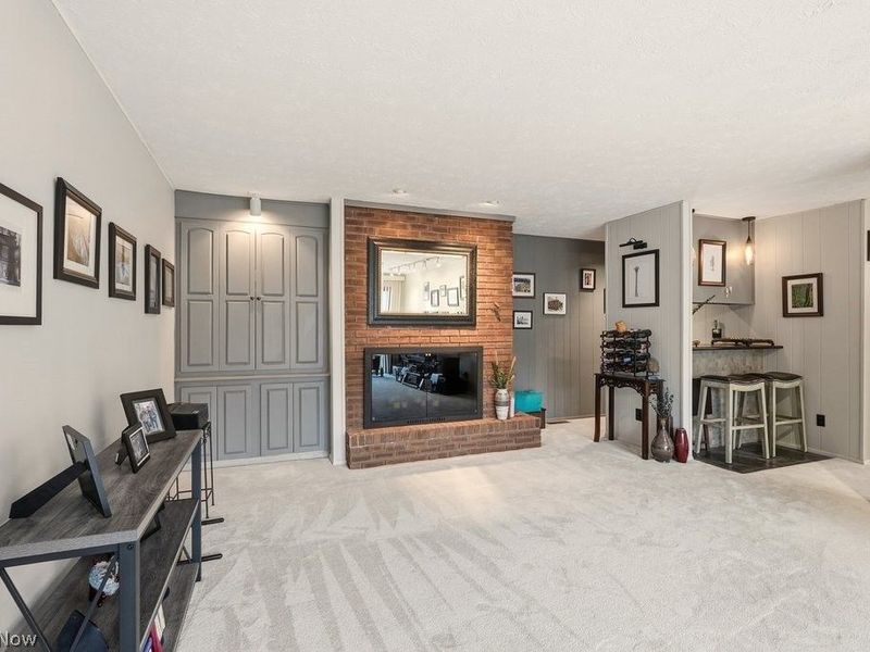 17833 Cliffside Drive, Strongsville, OH 44136 Photo 15