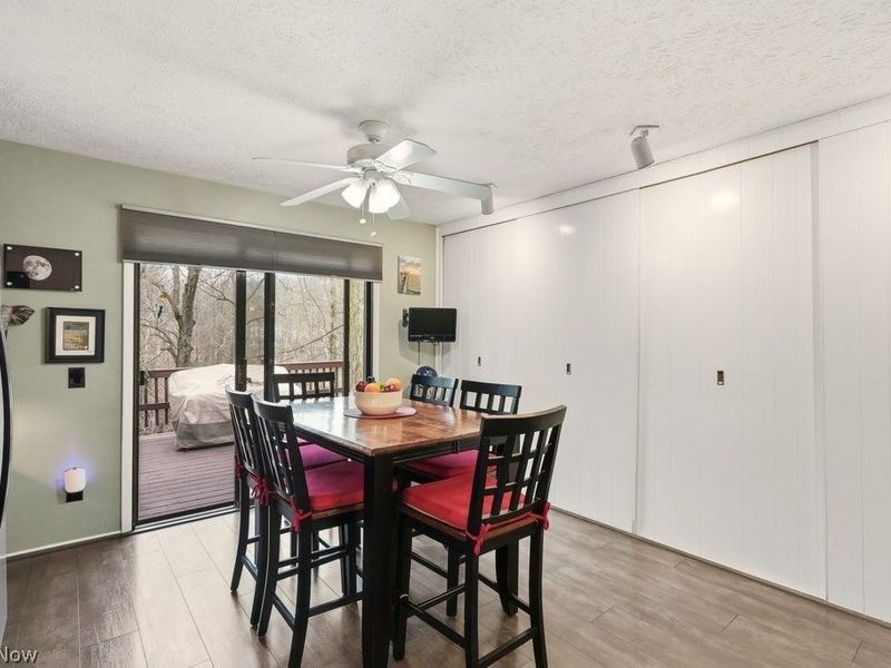 17833 Cliffside Drive, Strongsville, OH 44136 Photo 21