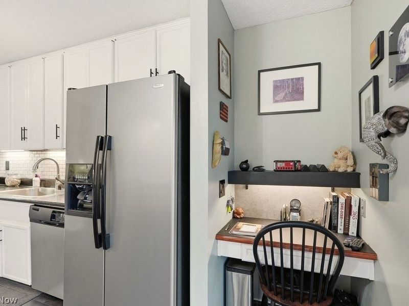 17833 Cliffside Drive, Strongsville, OH 44136 Photo 25