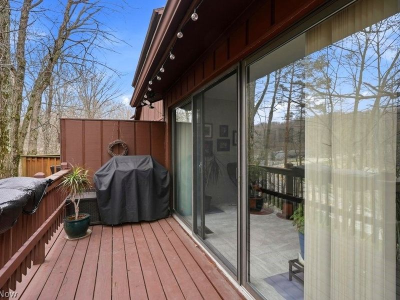 17833 Cliffside Drive, Strongsville, OH 44136 Photo 38