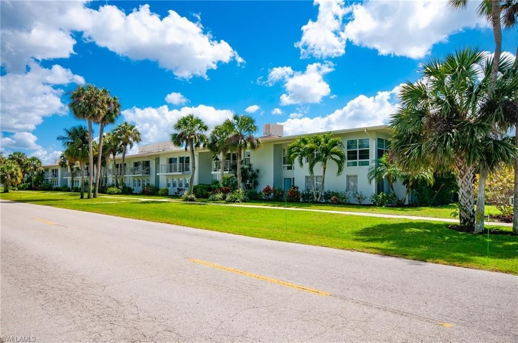 680 12th Ave S, Unit 680, Naples, FL 34102 Photo