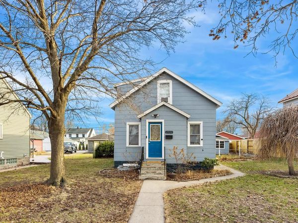 2132 Jackson STREET, La Crosse, WI 54601