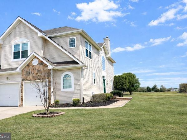 8 SAINT ANDREWS COURT, WESTAMPTON, NJ 08060