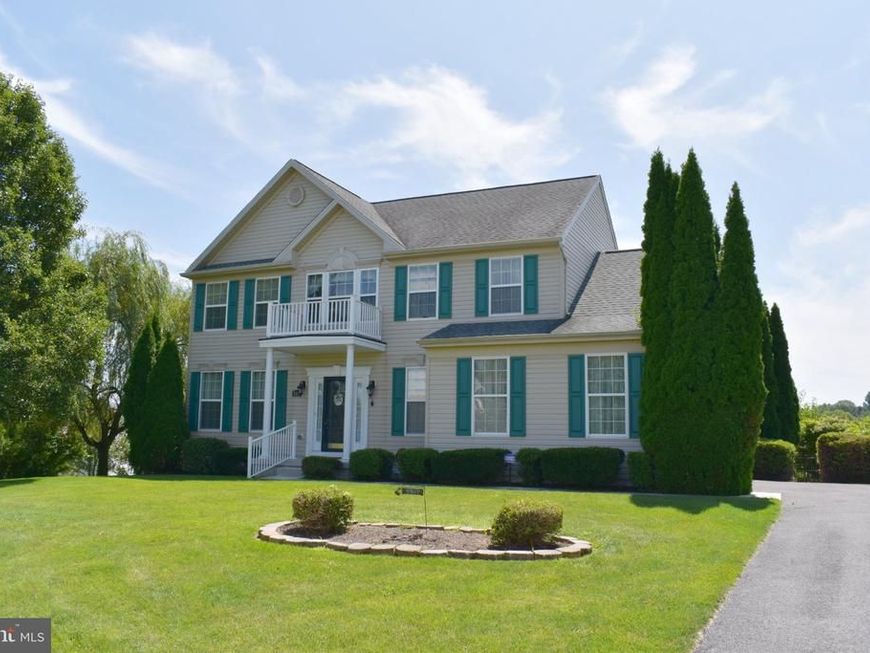 108 Bridle Hill Court, Chambersburg, PA 17202 Main Photo