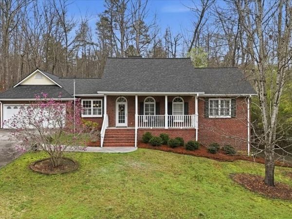 16 Webb Drive SW, Cartersville, GA 30120