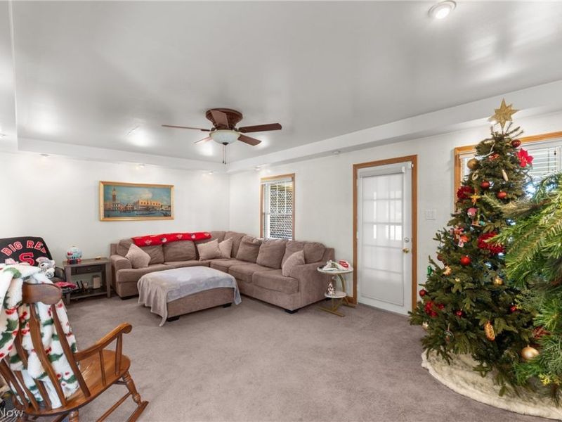 100 W Church Street, Wintersville, OH 43953 Photo 19