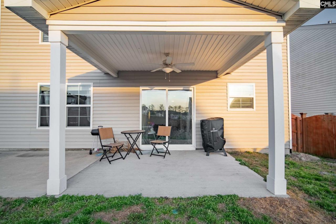 669 Penfolds Way  Photo 35