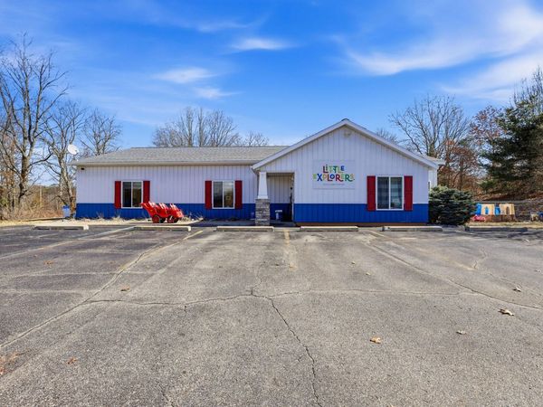 11560 Holmden Court NE, Rockford, MI 49341