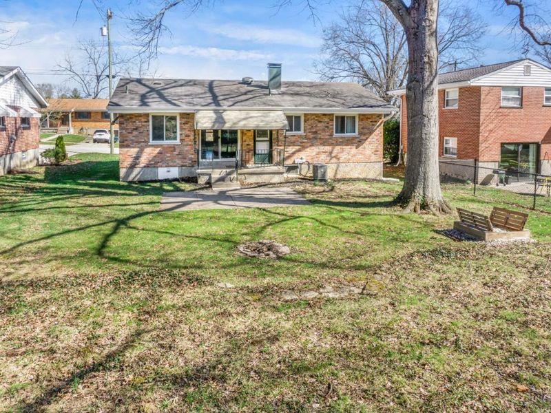 1229 Meadowbright Lane, Cincinnati, OH 45230 Photo 11